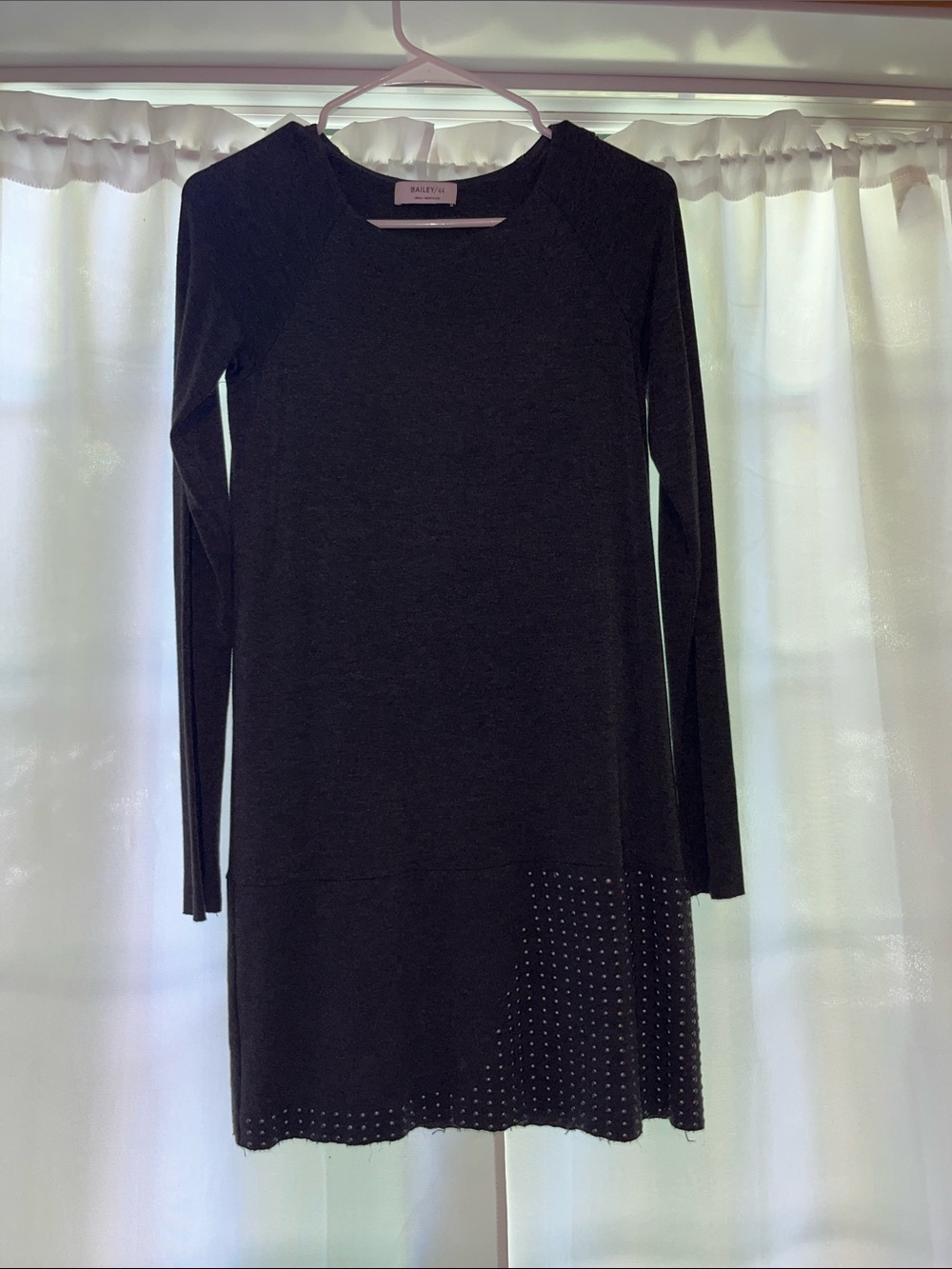 Bailey 44 Gray Long-Sleeve Studded Hem Knit Dress